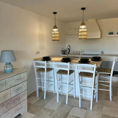 Con Vista Mare E Piscina, Costa Smeralda *