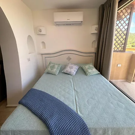 Con Vista Mare E Piscina, Costa Smeralda Marinella (Sardinia)